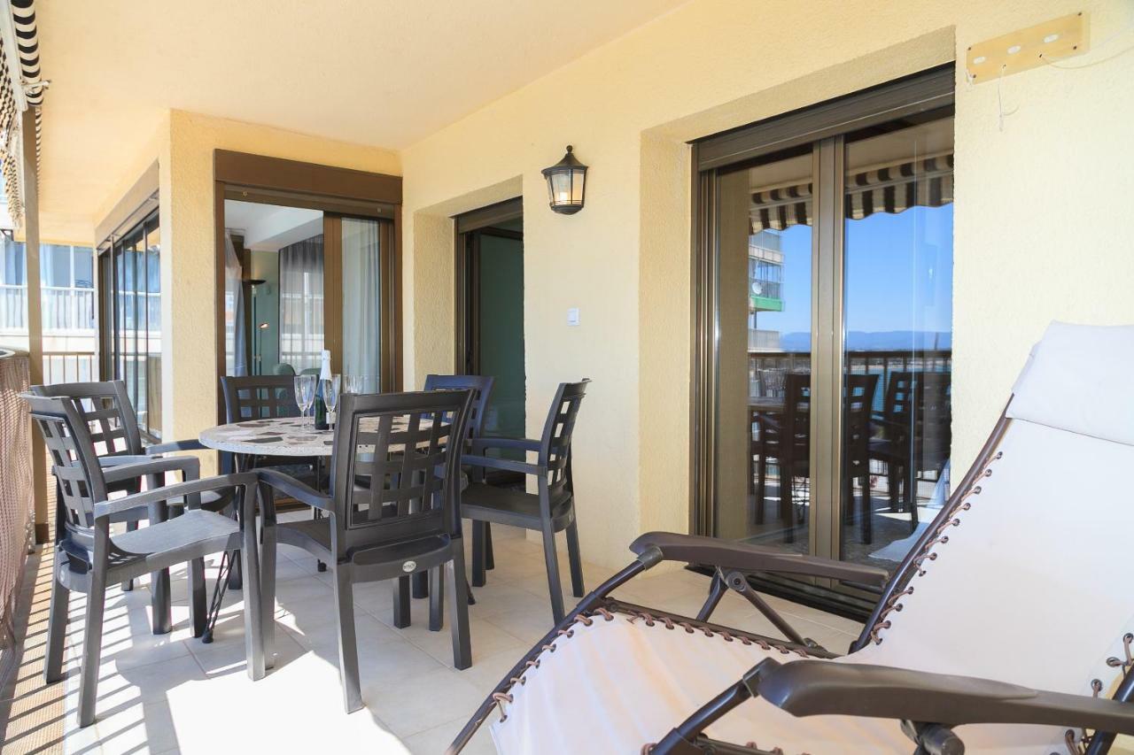 Uhc Acantilados Family Apartments Salou Esterno foto